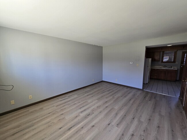 Photo - 804 W Mullan Ave