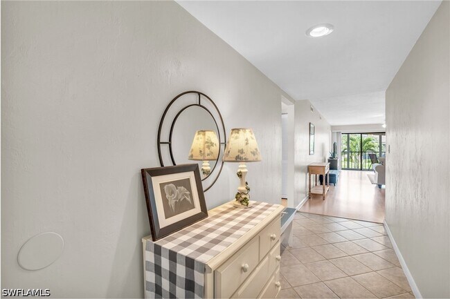 4640 Chantelle Dr Unit N204