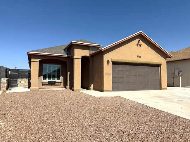 Photo - 3729 Loma Brisa Dr