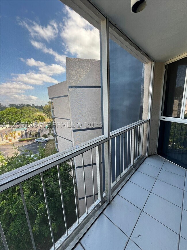 Photo - 7035 NW 186th St Unit D509