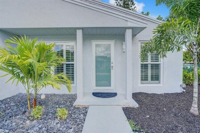 Photo - 8389 Rural Ln