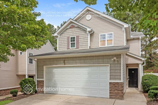 Photo - 174 Silver Fox Trail