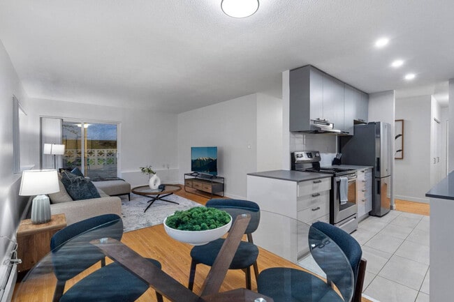 Photo - 1550 W 11th Ave Unit ID1051848P