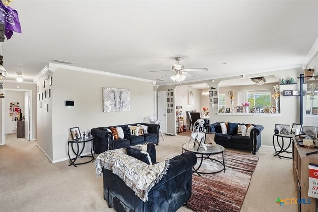 Photo - 2900 Blackburn Dr