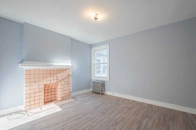 Photo - 2116 Bedford Ave Unidad 2