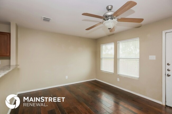 Photo - 1405 Krista Dr