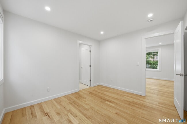 Photo - 68 Gregory Blvd Unit 1