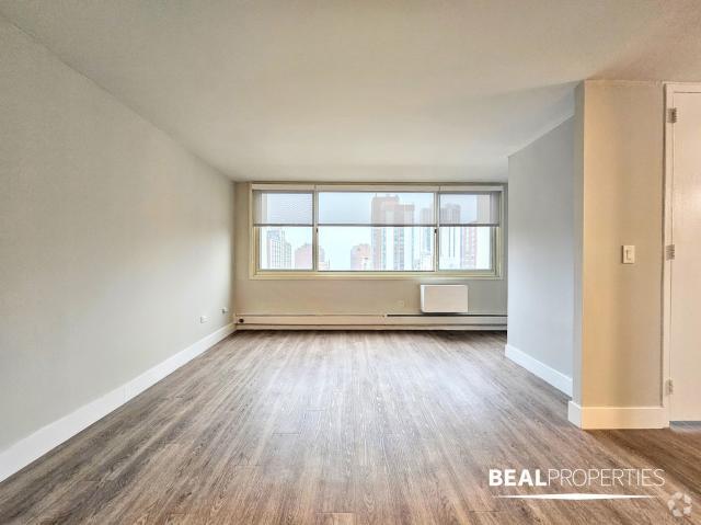 Building Photo - 0 bedroom in CHICAGO IL 60610 Unit 18H Rental