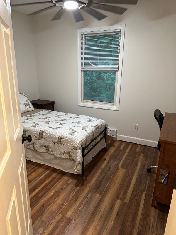 Photo - 704 Margot Rd