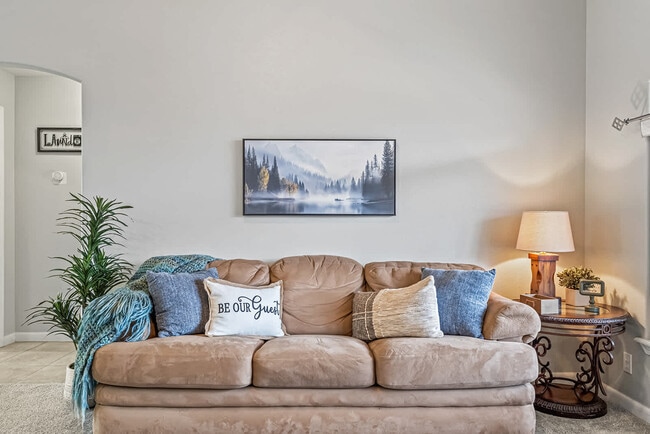 Photo - 727 W Clark Ave Unit ID1470096P