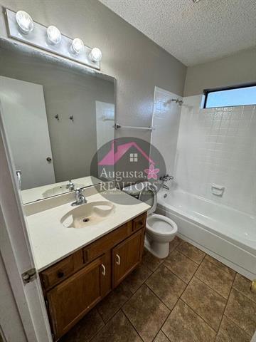 Photo - 12 Buttercup Dr