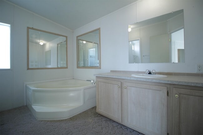 Photo - 3335 W Solano Dr