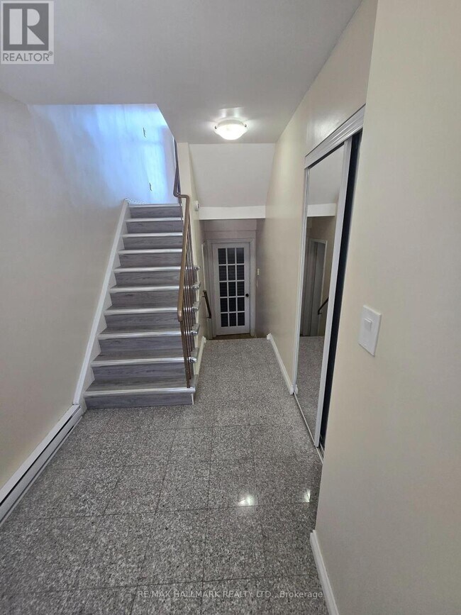 Photo - 39 John Cabot Way