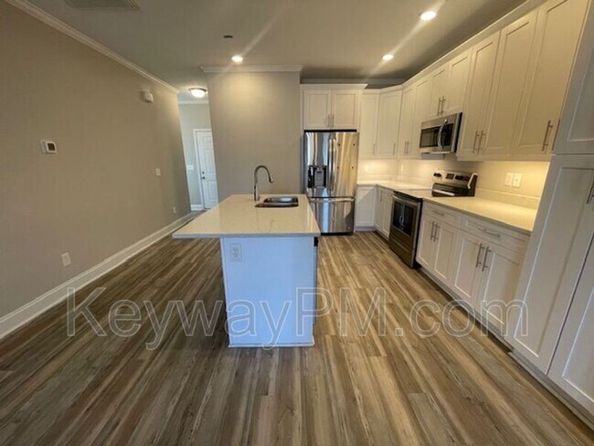 Photo - 306 Alta Vista Ave