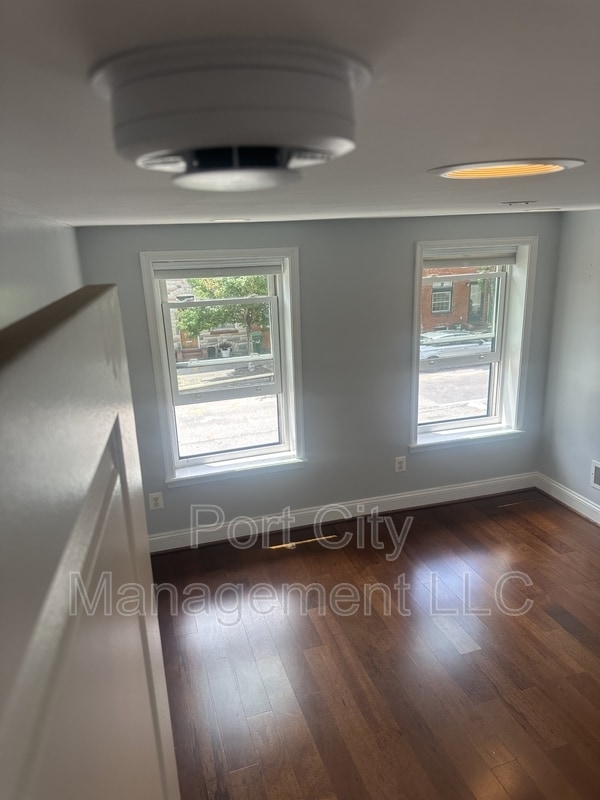 Photo - 413 S Washington St