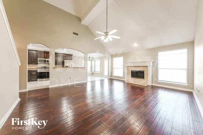 Photo - 3108 Silver Creek Dr
