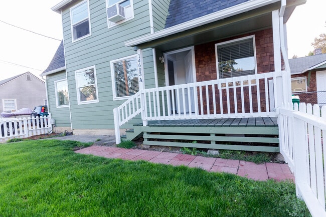 Building Photo - 14603 SE Arista Dr Unit Apt. A