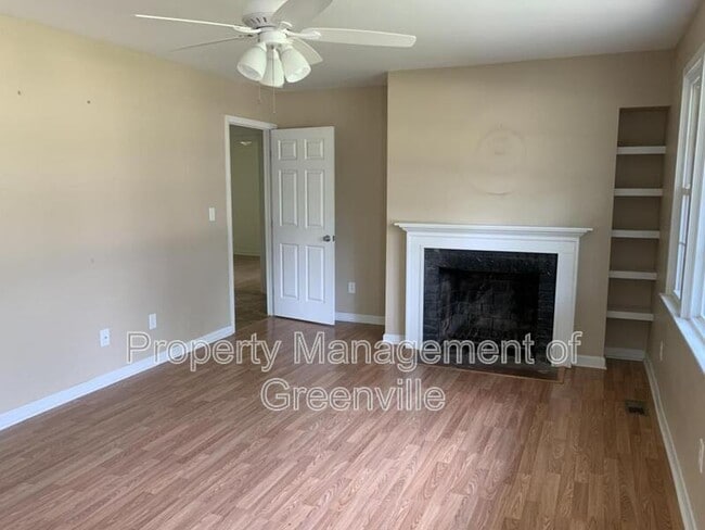 Photo - 16 Mayflower Ave
