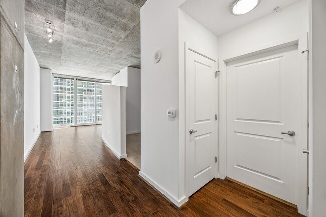 Photo - 5925 Almeda Rd Unit 11606