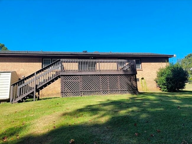 Photo - 714 Dandridge Dr