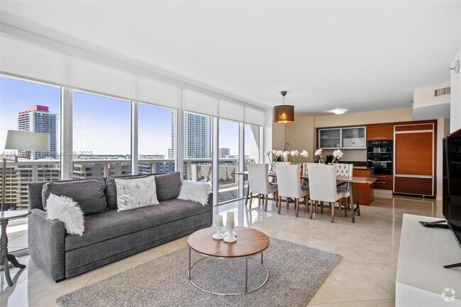 Building Photo - 1830 S Ocean Dr Unit 1406 Rental