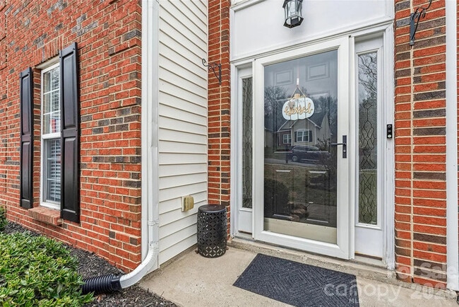 Photo - Earn Wealth While Leasing - Like a Homeowner - Lease to Own