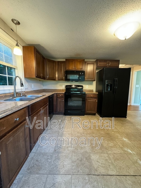 Photo - 201 Middle St