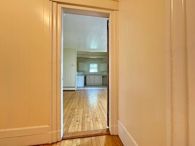 Building Photo - 75 Chatham St Unit 4A Rental