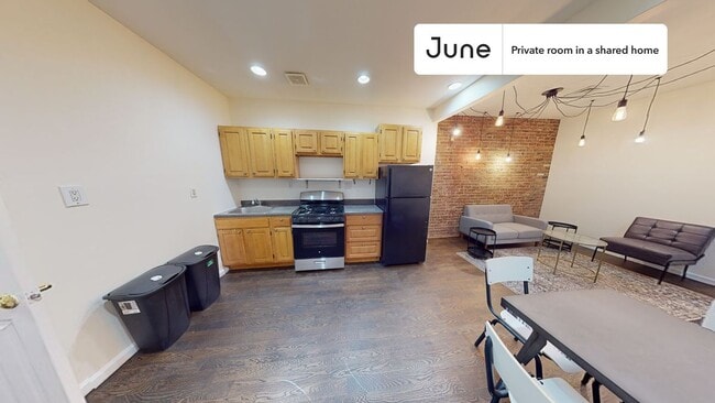 Photo - Room in Shared 4 bed/2 bath home Unidad D