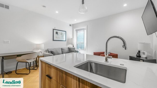 Photo - 3743 12th St NE Unit 5.1404160