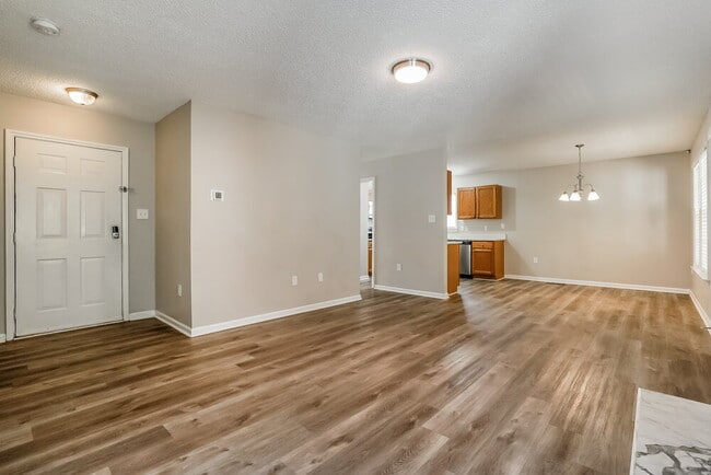 Photo - 412 Birdsong Way