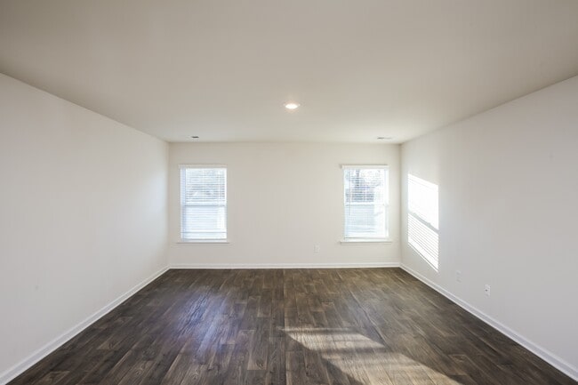 Photo - 1217 Lakeshore Dr