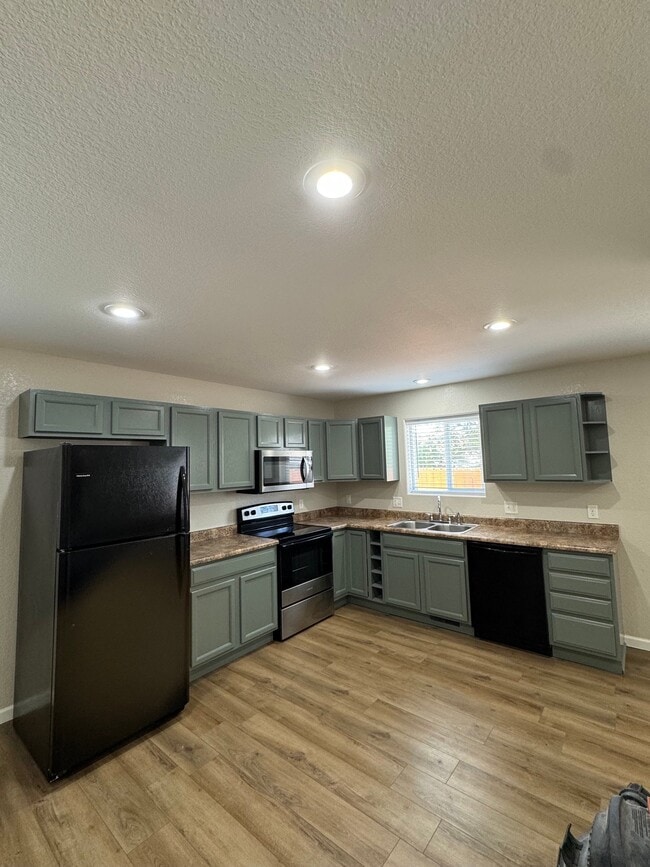 Photo - 724 S Melrose St Unit 724