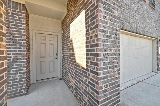 Photo - 3520 Black Granite Dr