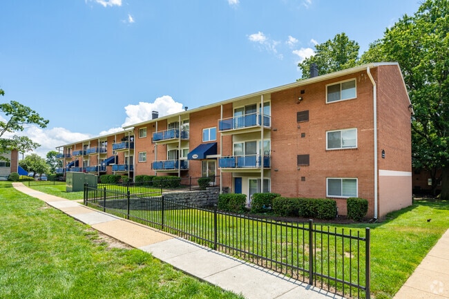 Building Photo - Meadow Woods Rental