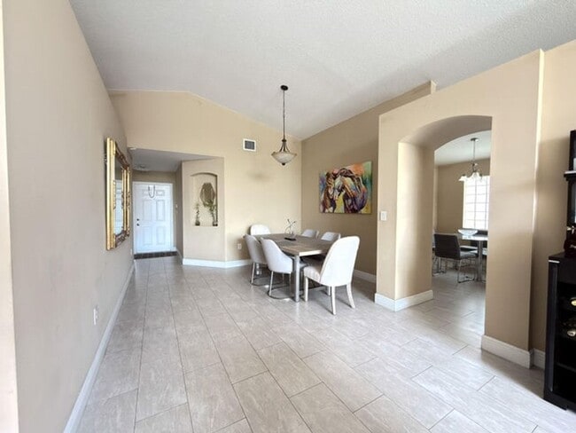 Photo - 775 NW 165th Ave