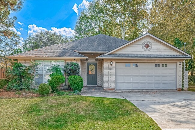Building Photo - 7135 Woodland Oaks