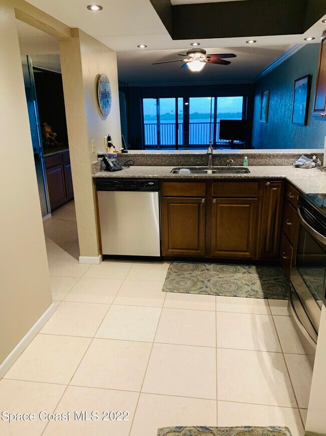 Photo - 200 S Sykes Creek Pkwy Unit 604