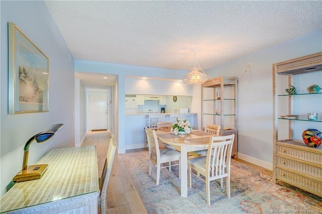 Photo - 40 NE Plantation Rd Unidad 209