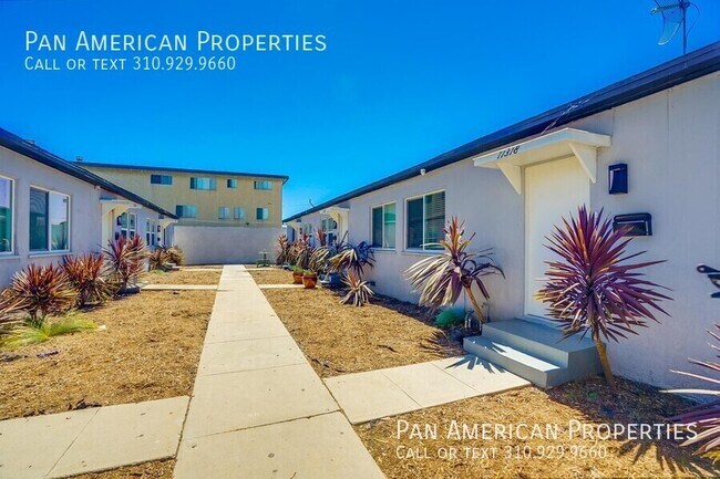 Photo - 11314 1/2 S Truro Ave-