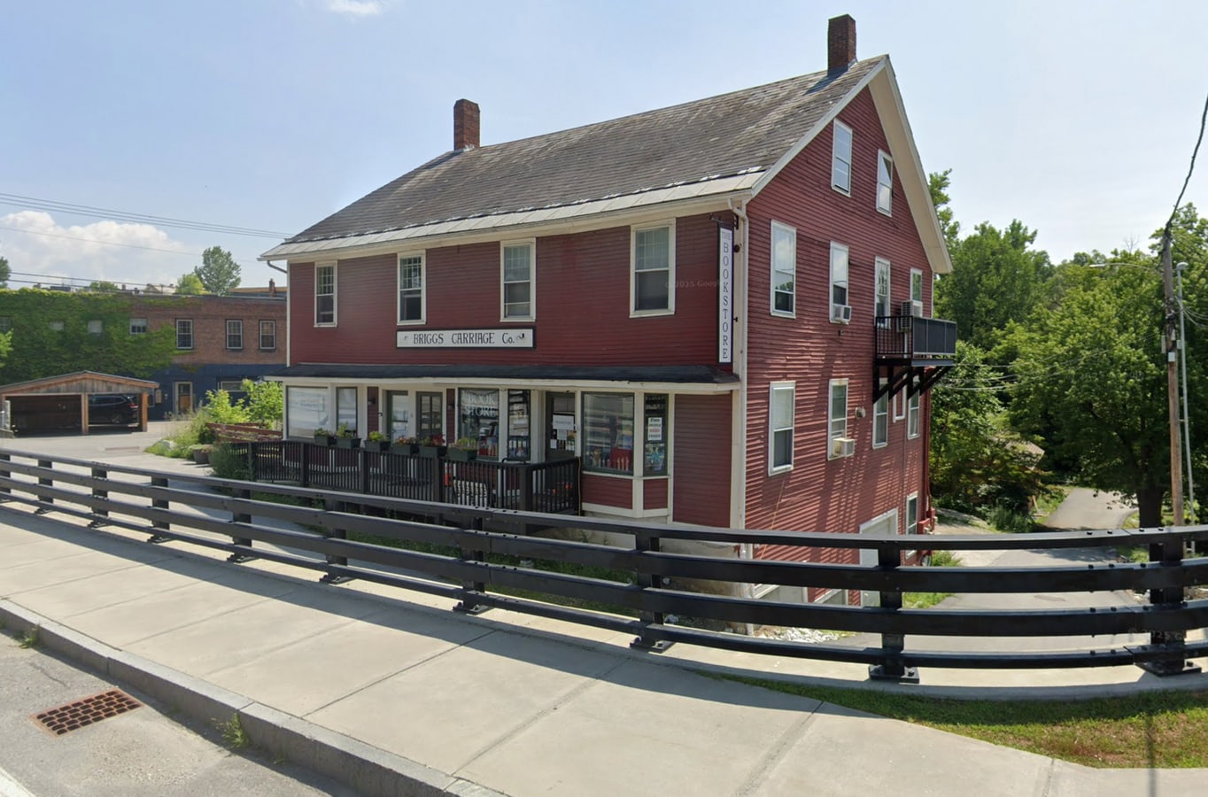 8-10 Conant Sq - 8-10 Conant Sq Unit Apt 3