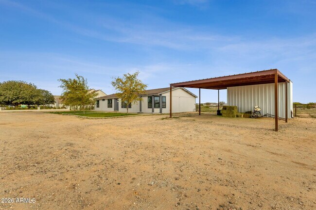 Photo - 851 W Quail Cir