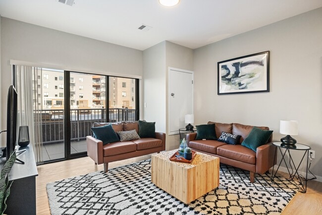 EagleRidge Plaza Residences