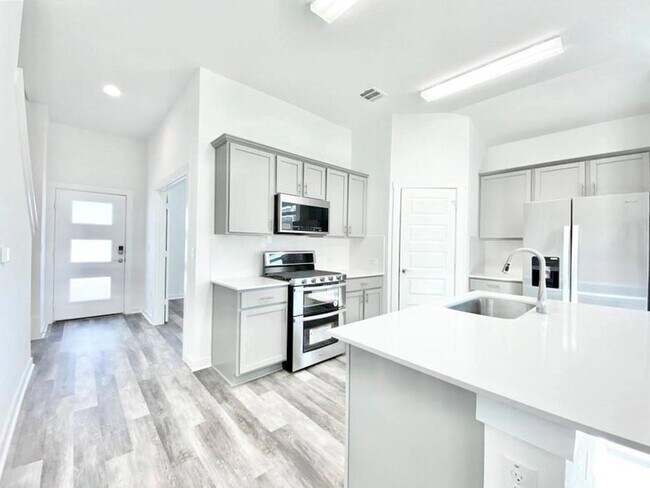 Photo - 7925 Linnie Ln