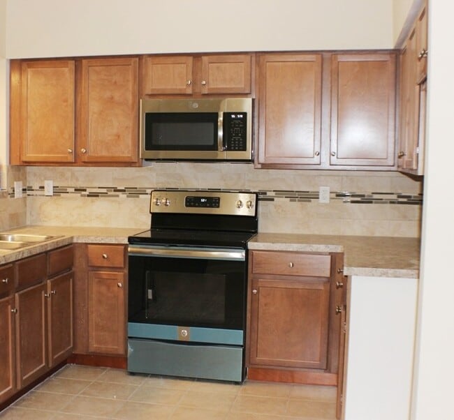 Photo - 16723 Clear Oak Way