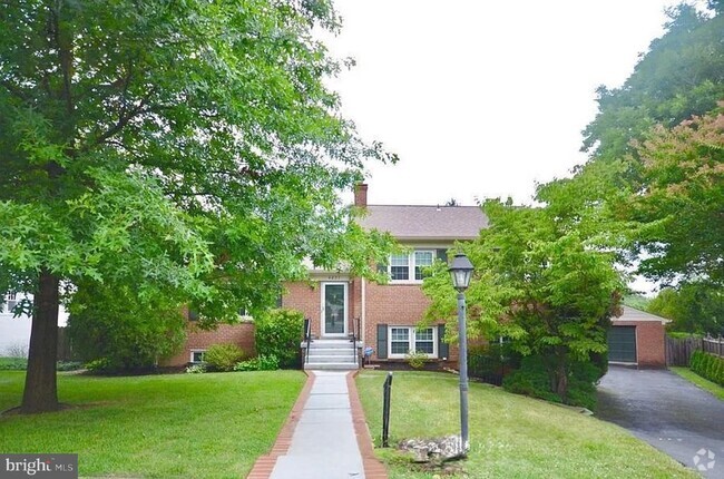 Building Photo - 4807 37th St N Rental