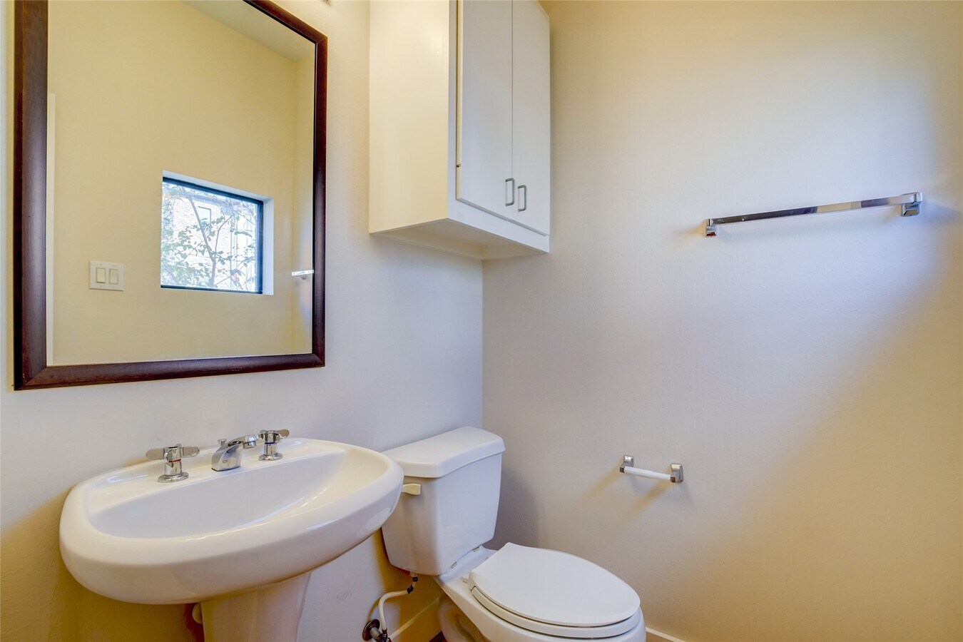 Photo - 5813 Darling St