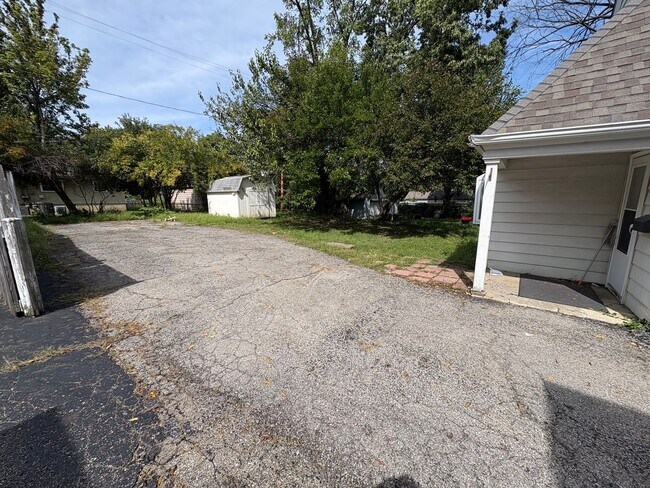 663 Eastmoor Blvd