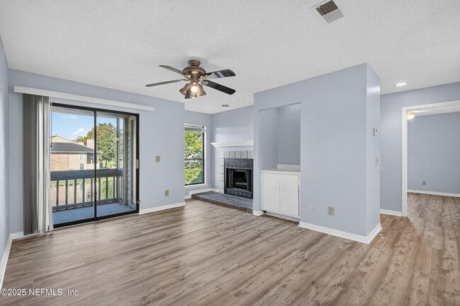 Photo - 10200 Belle Rive Blvd Unidad 212