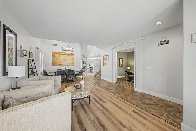 Photo - 5924 W Park View Ln